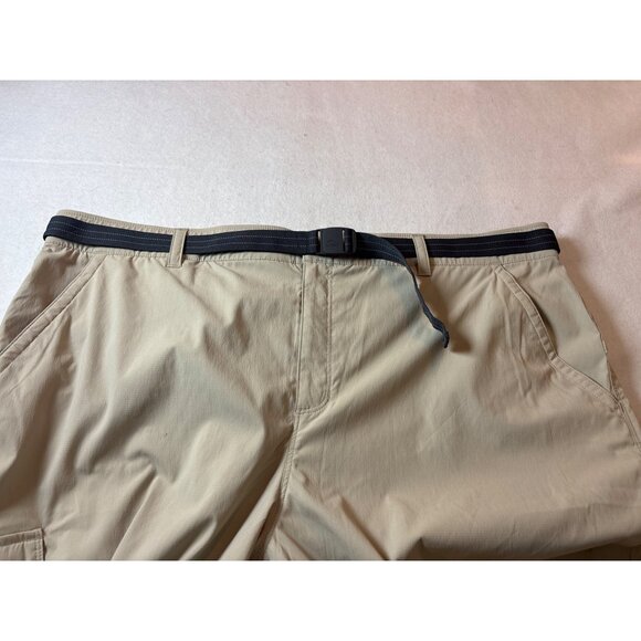 L.L. Beans  Cargo Capri Mens Convertible Cargo Short Beige Size 1x plus - Picture 10 of 15